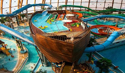 Putin instructed to build large water parks and amusement parks for children under the national project